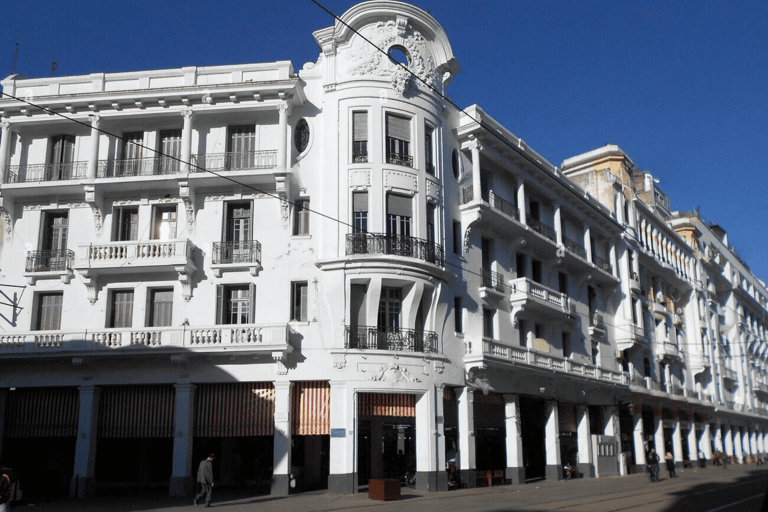 Casablanca: Layover Sightseeing Tour with Airport Transfer Layover including the Moroccan Hammam and traditional Dinner