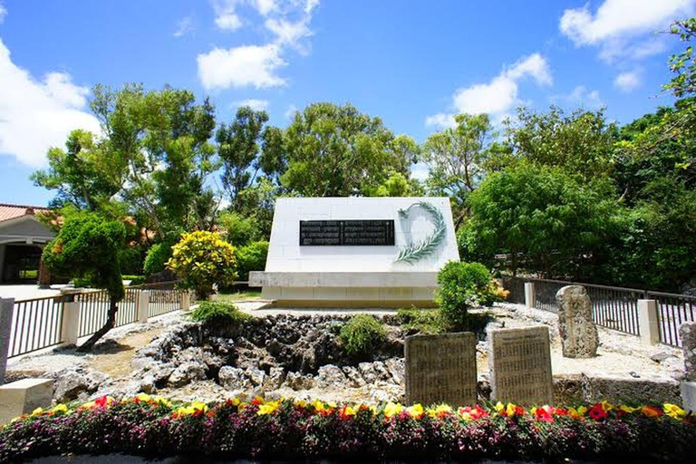 Okinawa: Private WWII History Tour with Guide Up to 8guests 8hour