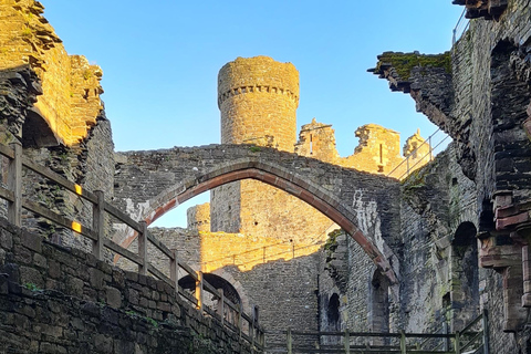Conwy: Private Castle and Town Tours Conwy: Private Castle Tour