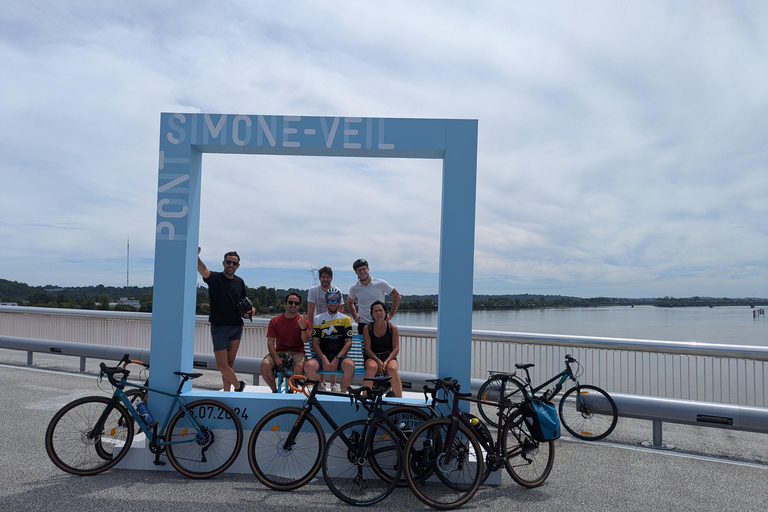 Bordeaux: Historische Fahrradtour zu den drei Brücken