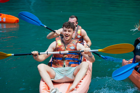 From Hanoi: Halong Bay Day Cruise with Lunch & Kayaking Halong Luxury Cruise+Limousine Bus (max 22 pax)+Set Menu
