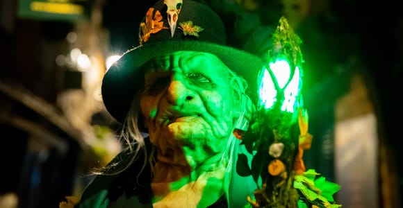 York: Witch Walk – Haunted Streets Story Tour