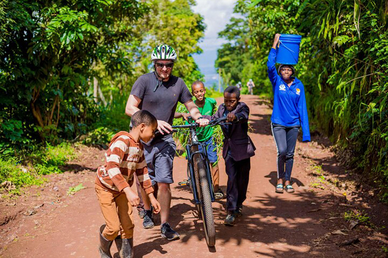 Excursión en bicicleta por los pueblos de Moshi