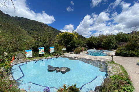 Quito: 9-Day Andes Tour with Hot Springs and Train Ride
