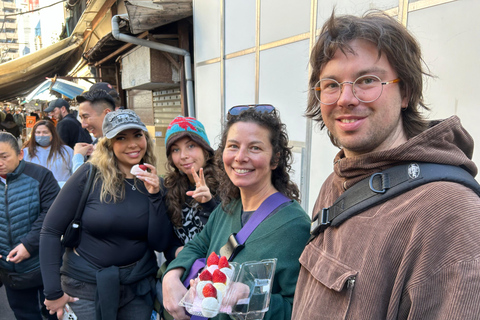 Tsukiji Fish Market Walking Tour