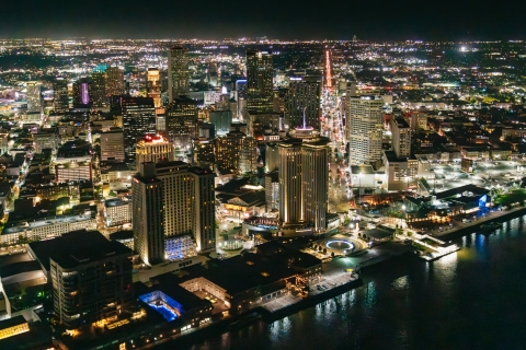 Nowy Orlean: prywatna nocna wycieczka helikopterem po mieście15-milowa nocna wycieczka po mieście
