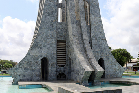 Accra: One-Day City Highlights, Culture & Heritage Tour