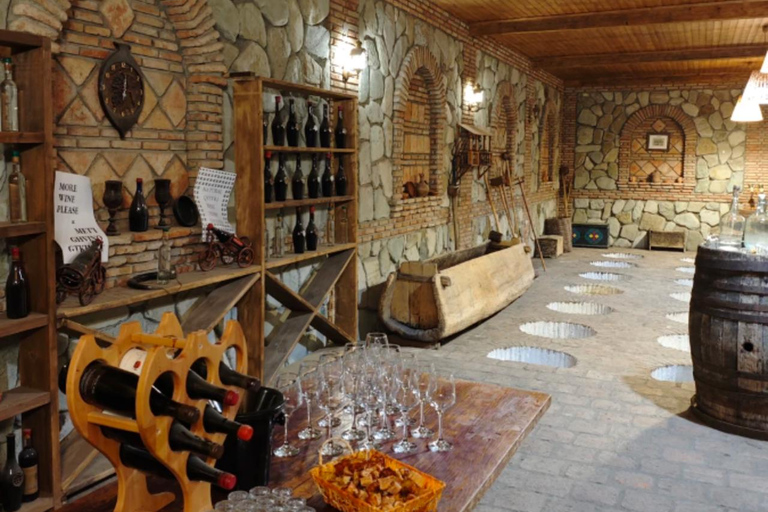 Tbilisi: Kakheti Wine Tasting & City of Love Wines Included✨