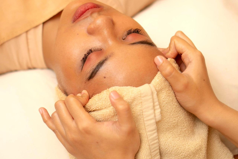 Jakarta: Traditional Indonesian Island Spa Rituals Batimung Banjar – 210 Minutes