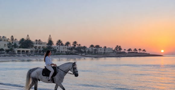 Monastir: Sunrise Horseback Riding Tour on the Beach