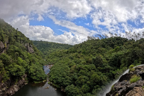 Seven Waterfalls Abseiling and Canyoning Guided Experience