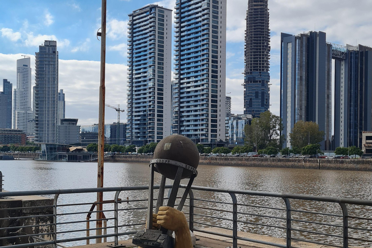 Buenos Aires: Tour de Puerto Madero para grupos reducidosTour de Puerto Madero: Muelles históricos y maravillas modernas