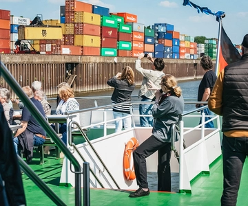 Cologne: 3-Hour Harbor Tour Cruise