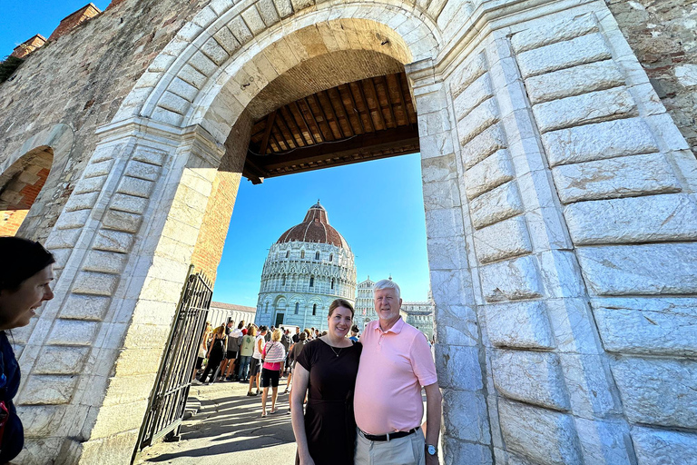 Pisa: Street Food and City Highlights Walking Tour