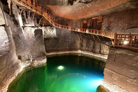 Cracovia: tour guidato delle miniere di sale con servizio di prelievo in hotelCracovia: tour guidato della miniera di sale con servizio di prelievo in hotel