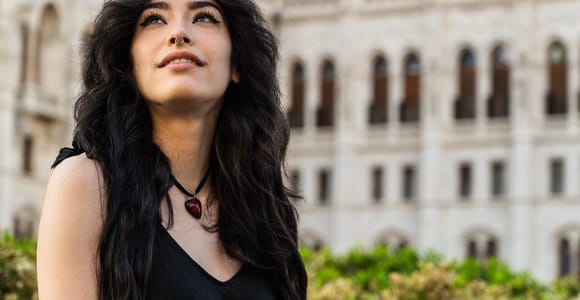 Budapest Parliament, Chain Bridge & Danube Photoshoot
