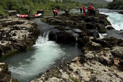 موستار: مغامرة التجديف في نهر نيريتفا