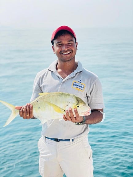 Dubai Excursión privada de 4 horas de pesca en alta mar/con curricán