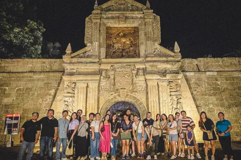 Intramuros: Guidade turer med historiker och akademiker