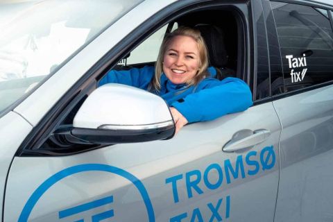 Tromsø: Flyplasstransport Taxi