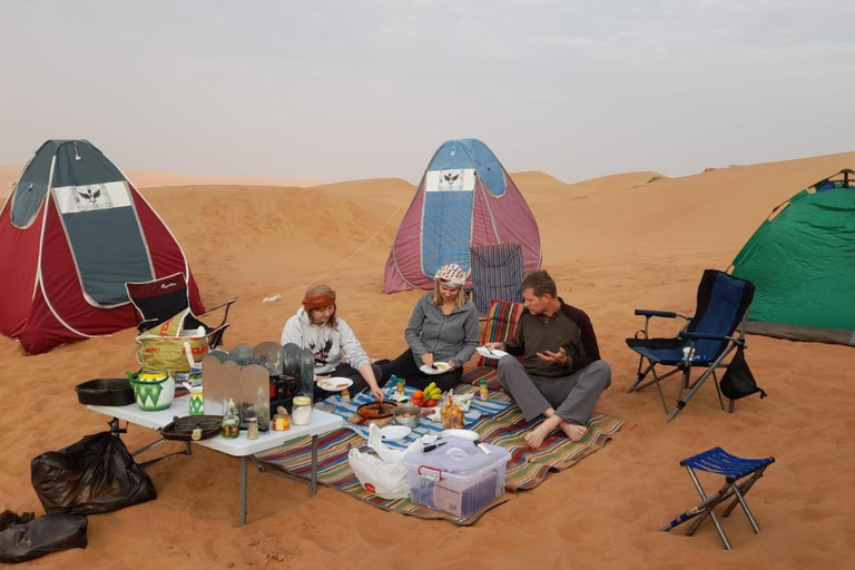 Muscat: Desert Overnight Camping, Wadi & Ibra Village & Souk