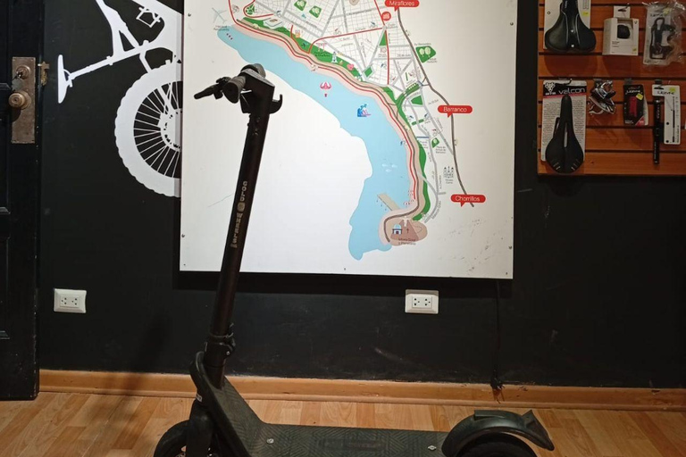 Urban Scooter Exploration: A Miraflores Ride