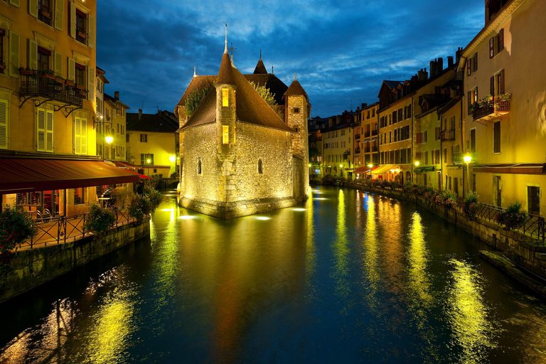 Annecy: Escape game outdoor - the shadow of the sword