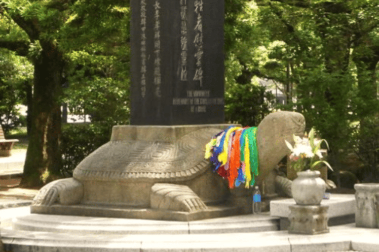 “Miyajima & Hiroshima Peace Memorial Private Guided Tour”