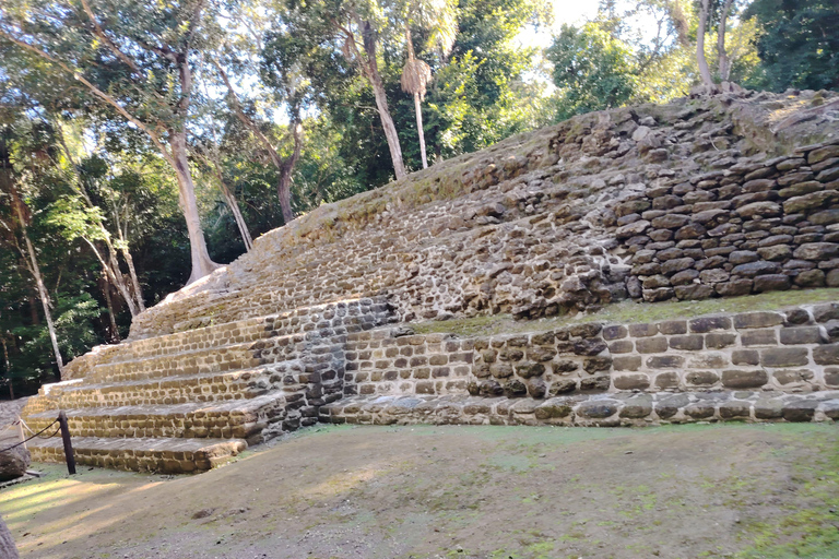Bacalar: Ichkabal mayan temples & boat tour. Ichkabal only mayan temples guided tour.