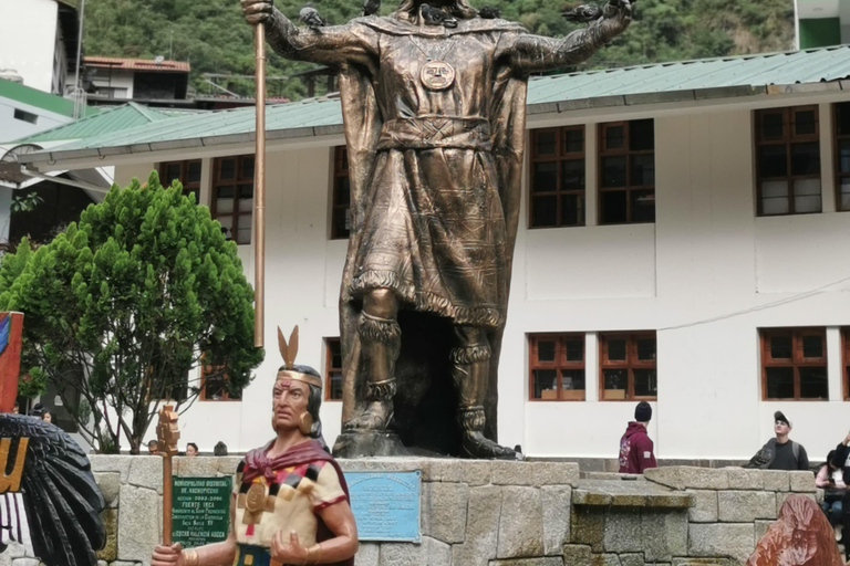 From Cusco: Excursion to Machu Picchu with entrance tickets