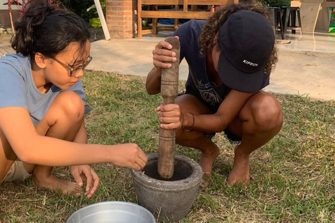 Yogyakarta: Incense and Lerak Soap Making Workshop