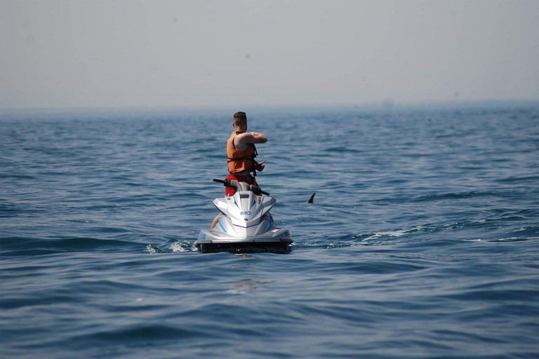 Djerba: 1,5-stündiges Jet Ski-Abenteuer mit HoteltransfersDjerba: Jet Ski Abenteuer in einer einzigartigen Wasserwelt