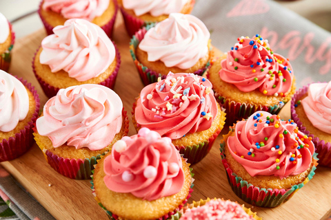 Sacramento: Fun Cupcake Decorating Class With a Local Chef