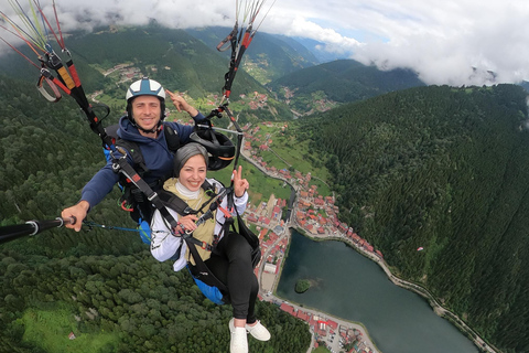 Trabzon: esperienza di parapendio in tandem a Uzungöl