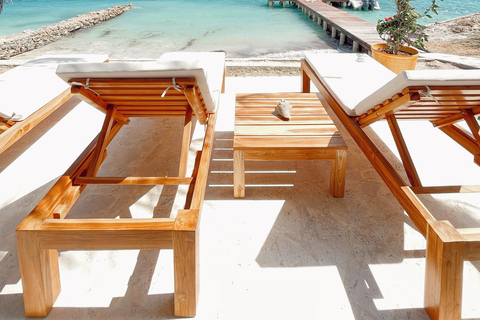 Carthagène : tour en bateau dans les îles Rosario au Capri Beach ClubCarthagène : tour en bateau vers les îles Rosario au Capri Beach Club