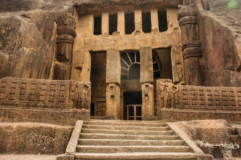 Visite privée des grottes bouddhiques de Kanheri en véhicule climatisé