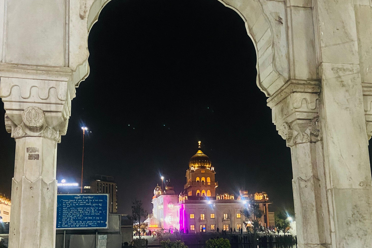 جولة دلهي الليلية – تجربة مسائية لمدة 4 ساعاتجولة ليلية في دلهي – تجربة مسائية لمدة 4 ساعات