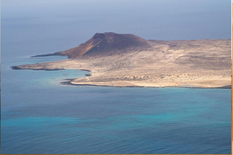 Doha:Inland Sea Guided Tour with Local Expert & Refreshments
