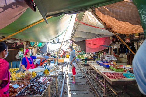 Bangkok: drijvende markt, Wat Sam Phran en cafés tourBangkok: Drijvende markt, Wat Sam Phran &amp; cafés tour