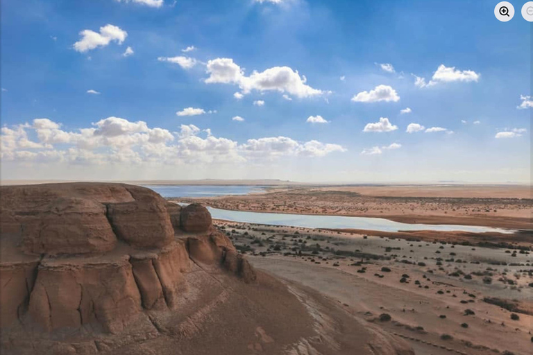 From Cairo: 4x4 Desert Safari, Waterfalls & Magic Lake Shared Tour: Wadi El Rayan, Magic Lake & Lake Qarun, Jeep