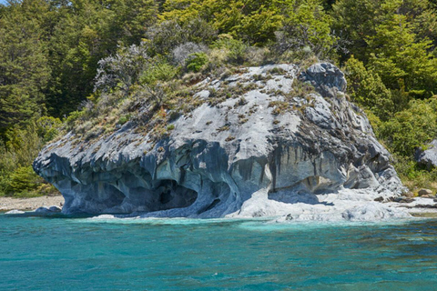 Coyhaique: Marble Chapels and Lake General Carrera Tour