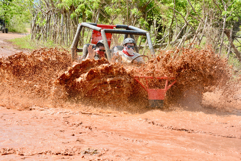 Punta Cana Buggy Avontuur met privé grot Cenote zwemmen