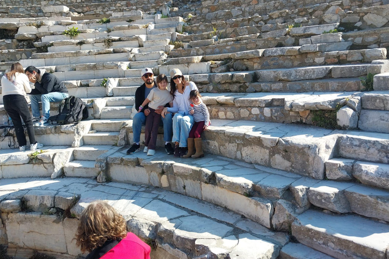 TOUR PRIVADO DEL ÉFESO Y LA CASA DE VİRGİN MARÍA PUERTO DE KUSADASİ