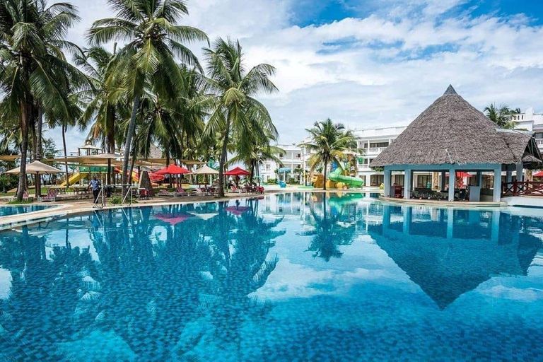 Mombasa: excursão de 3 dias à praia com visita ao Haller ParkMombasa: Excursão de 3 dias à praia com visita ao Parque Haller