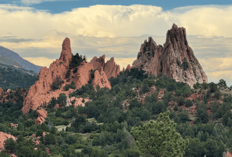 Colorado Springs: Garden of the Gods Luxe Jeep Tour