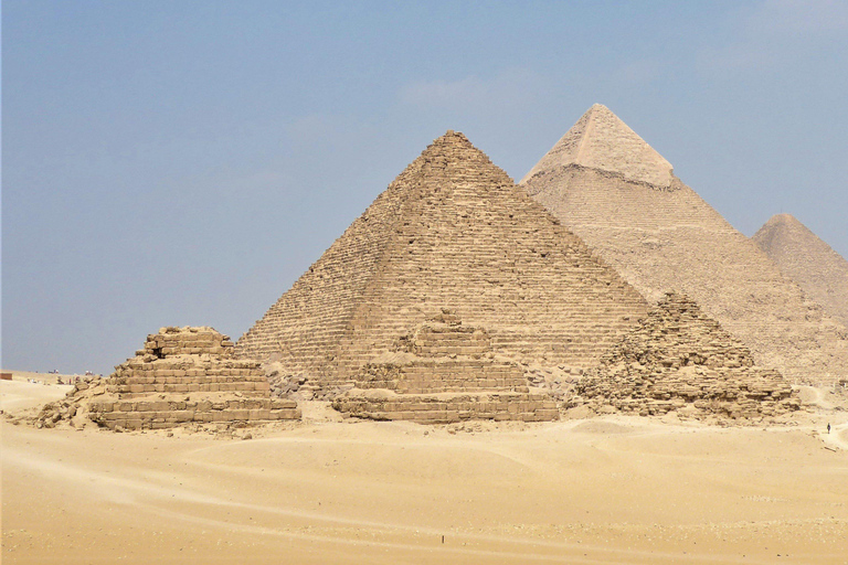 From Hurghada: Cairo and Giza Highlights Full-Day Tour Shared Tour + Lunch without Entrance Fees