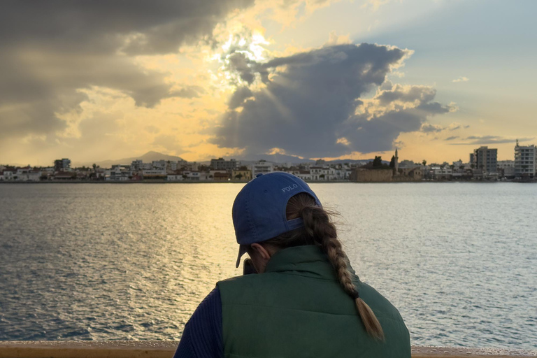 Lárnaca: crucero con fiesta al atardecerLarnaca: Crucero con fiesta al atardecer