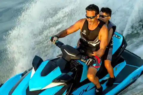 Excursión de aventura en moto de agua en Zanzíbar