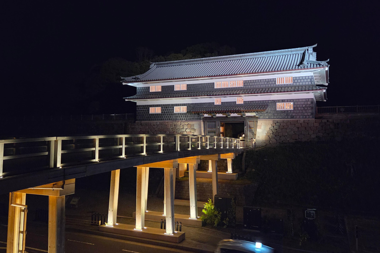 Kanazawa Night Tour Castle Samurai District & Optional Food Kanazawa Night Tour: Castle, Samurai District & Dinner