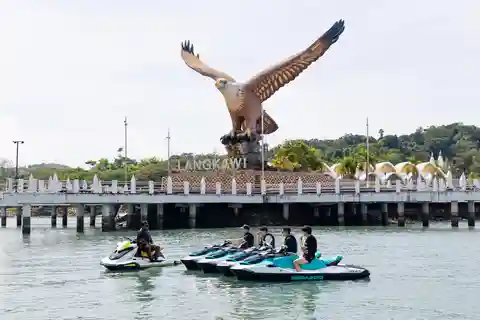 Langkawi : excursion en jet ski dans la mangrove avec vidéo par drone